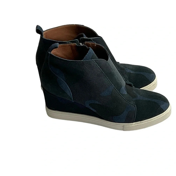 Linea Paolo Womens Felicia Wedge Sneaker 6M Blue Camo Suede Ankle Zip Streetwear - Picture 2 of 13